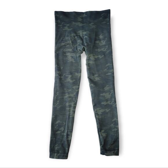 Spanx Look At Me Now Green Camo Leggings medium - Picture 5 of 7